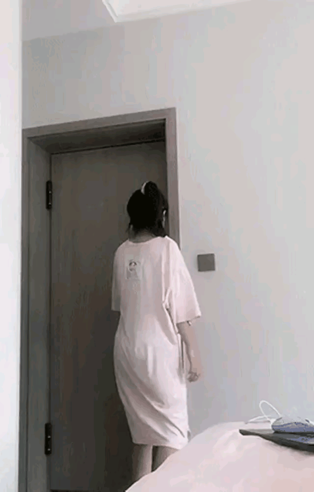 女人心不可测
变脸速度比啥都快