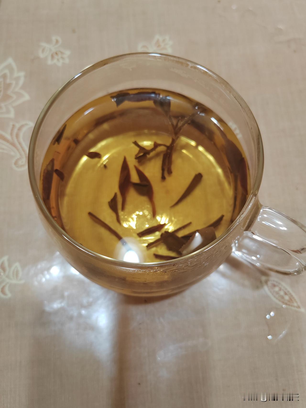 早餐喝红茶对身体有什么影响?
早餐喝红茶对身体的影响：
 
✅有利影响：
 1、