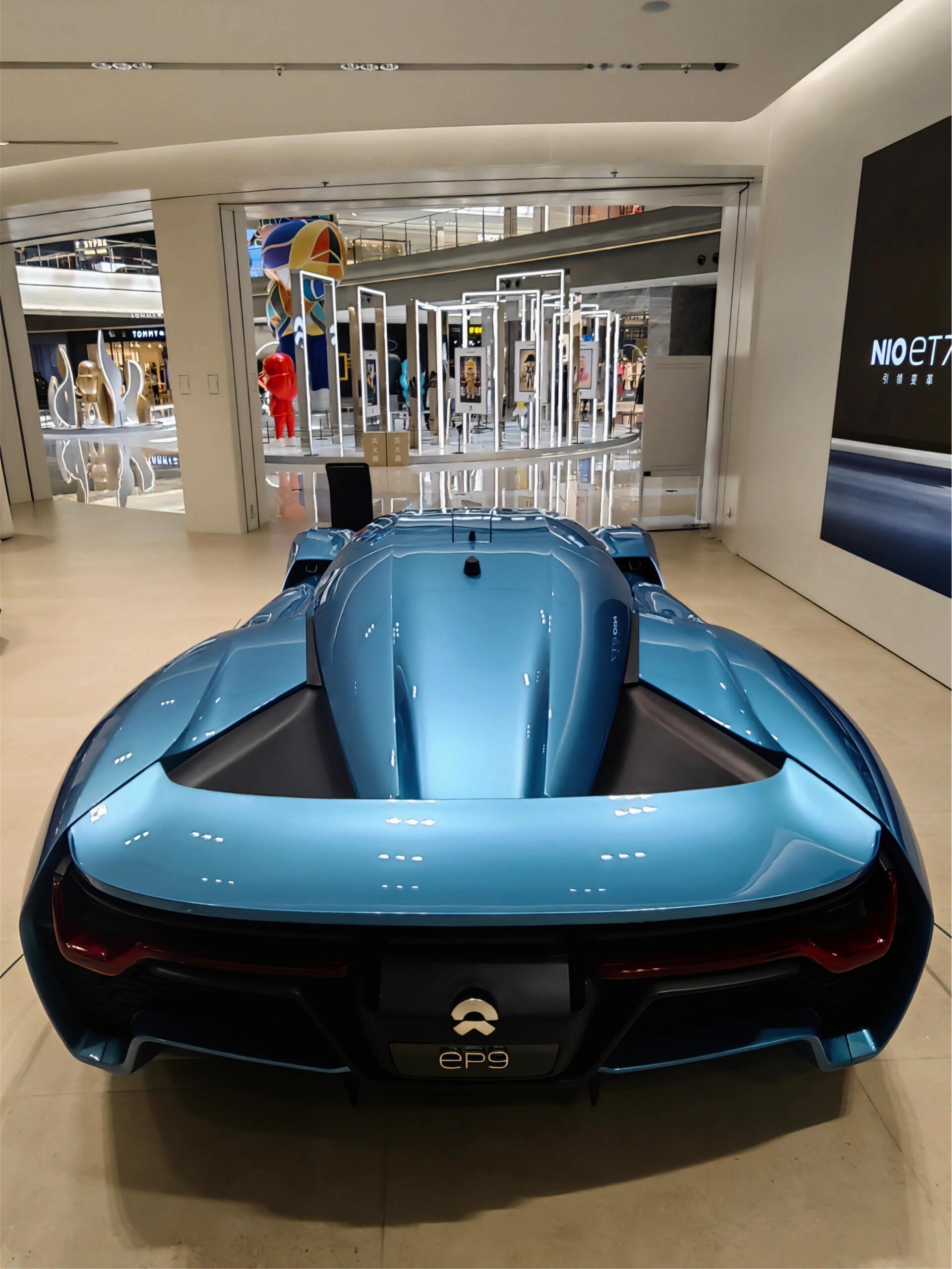 【蔚来ep9—地表最快电动车之一】蔚来EP9是一款在2016年发布的纯电动超级跑