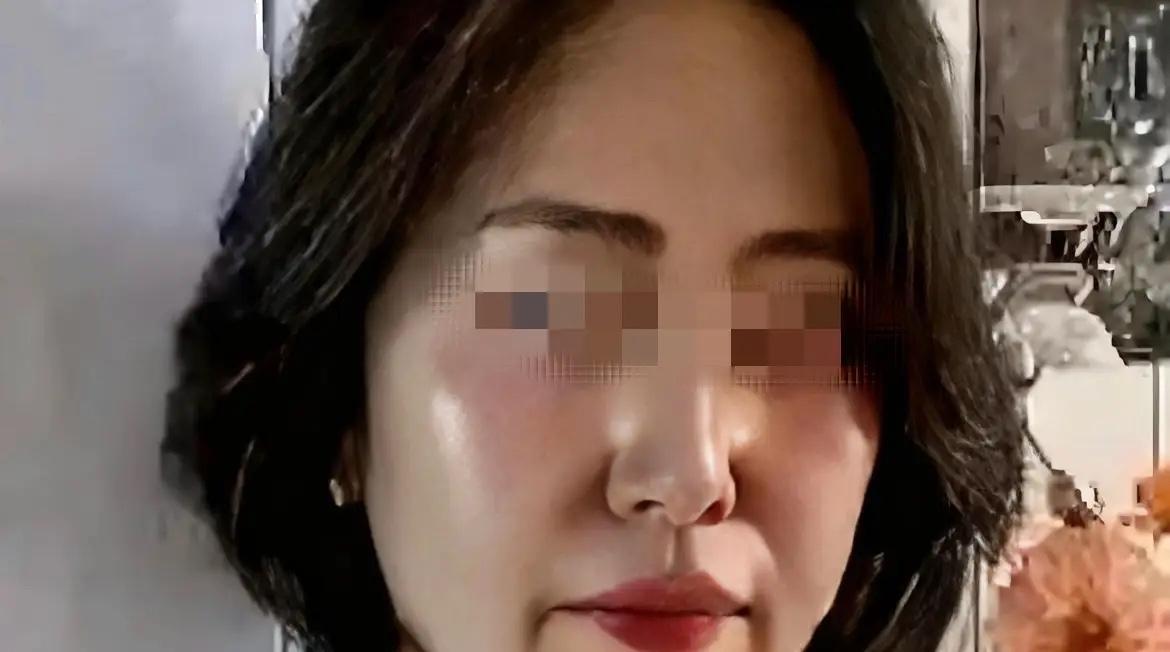 浙江富阳的阿姨，这辈子就信“手里有钱才靠谱”，说社保交出去就“石沉大海”，28年