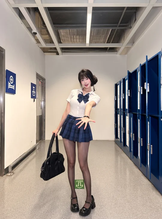 𓇼₊˚♱ 🩹༝༝🎼.˚‧💭˚˟ ˚˟❄️♪︎˖⋆