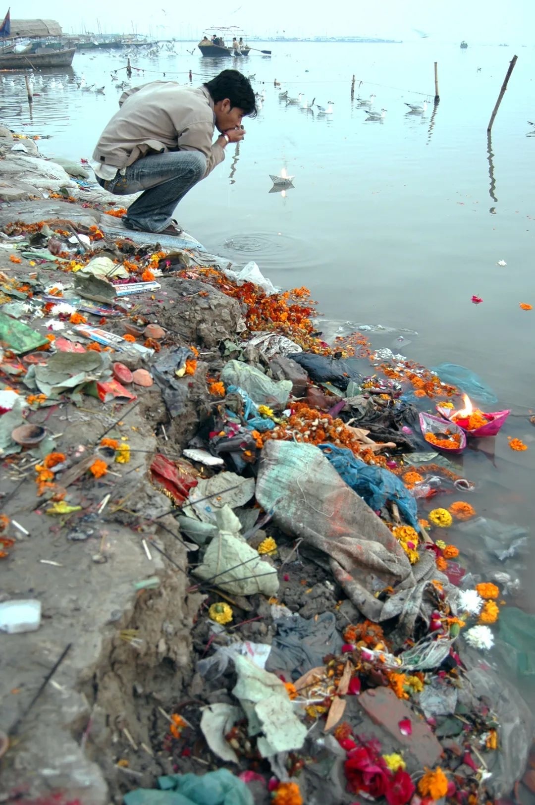 印度轮奸案受害女子遭代理律师强奸印度，真是一个令人窒息的国家……[衰] ​​​