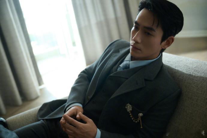 朱一龙VogueWorld出图朱一龙VogueWorld出发图 朱一龙Vogue