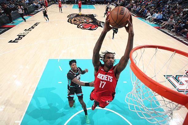 伊森面对灰熊拿到了16分，这也是他在今年2月8日对阵雷霆的比赛中拿下26分之后的