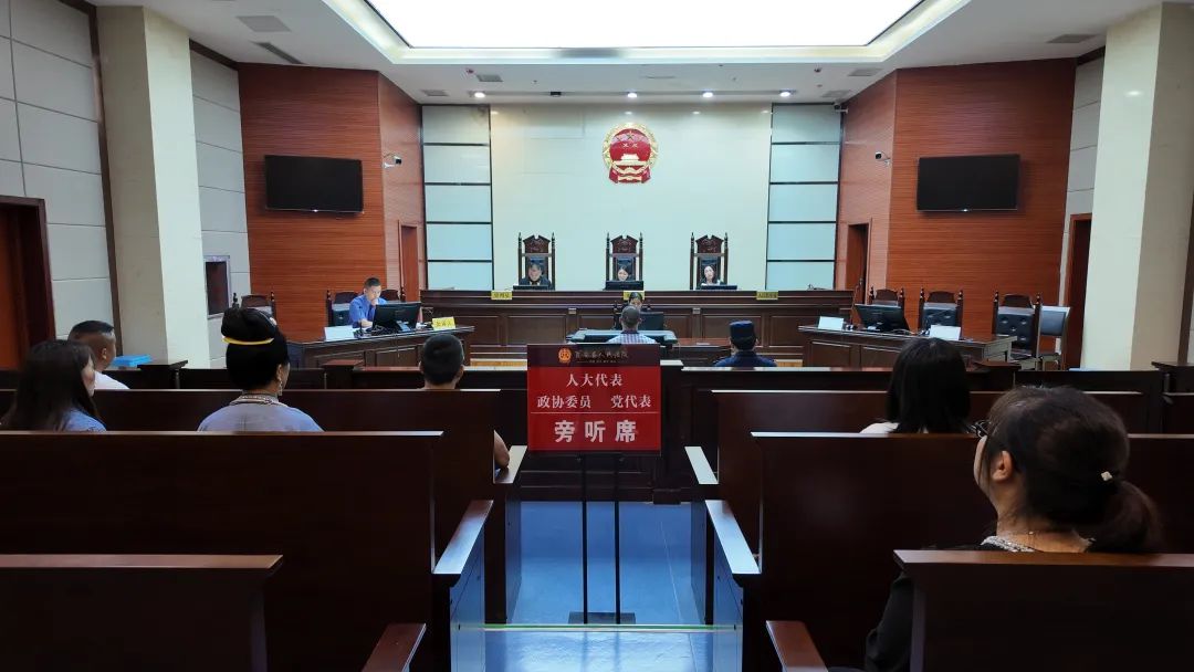 男子蓄意杀害前女友未遂，因近视找错人，法院判了
