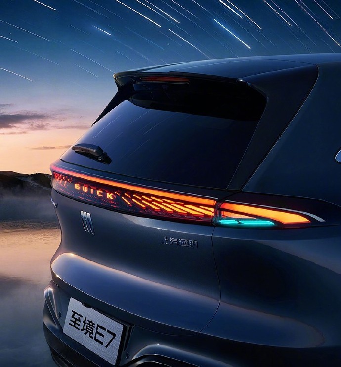 别克至境E7官图发布 1月22日消息，上汽通用别克发布全新新能源大五座SUV别克