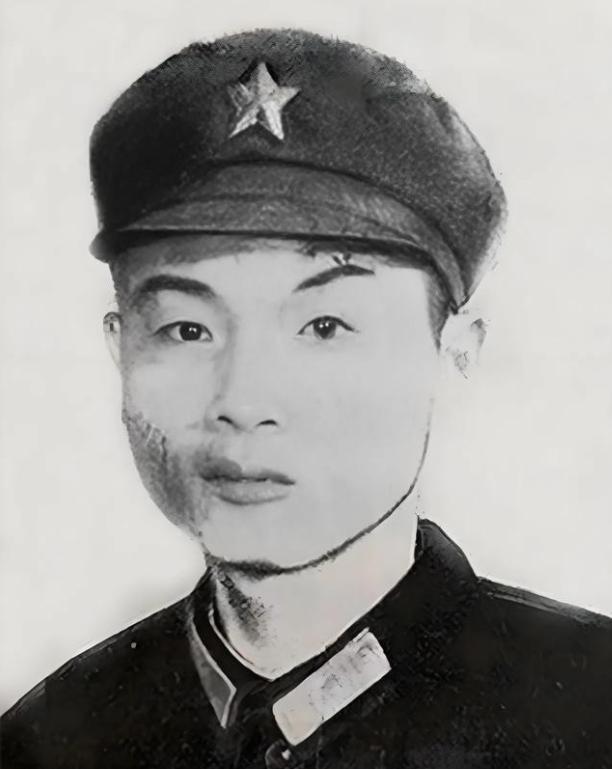 1979年，我军战士何元海在对越自卫反击战中，中弹后被认定牺牲，追授一等功。哪料
