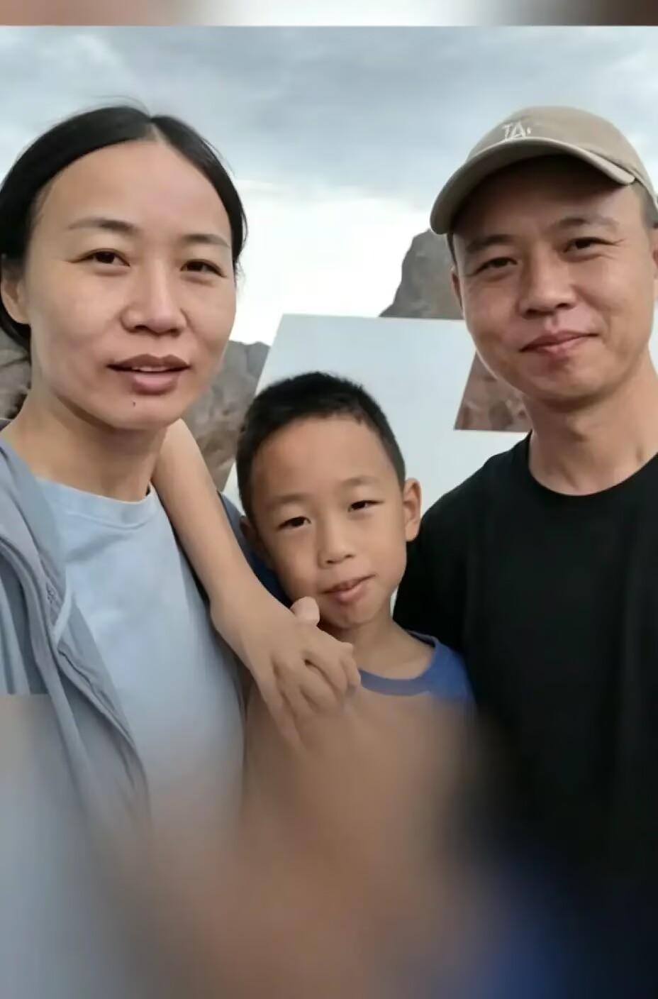一场给孩子庆生的旅行，竟成一家人无法回头的噩梦。6月27日苏州一家三口飞到新疆，