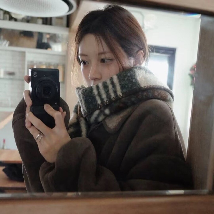 平凡者，就是平顺、安常、知足。平凡人的一生，就是平安知足的一生。——  林清玄 