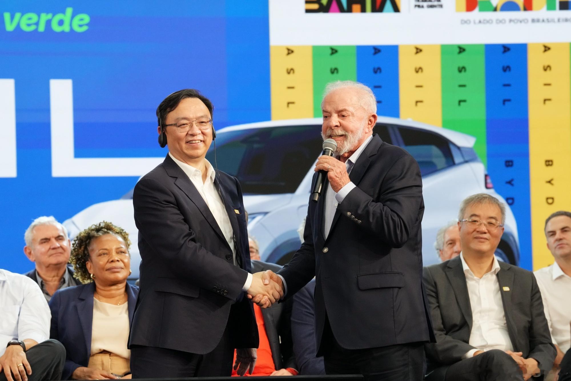 比亚迪第1400万辆新能源车下线恭喜比亚迪，第1400万辆新能源车在巴西工厂下线