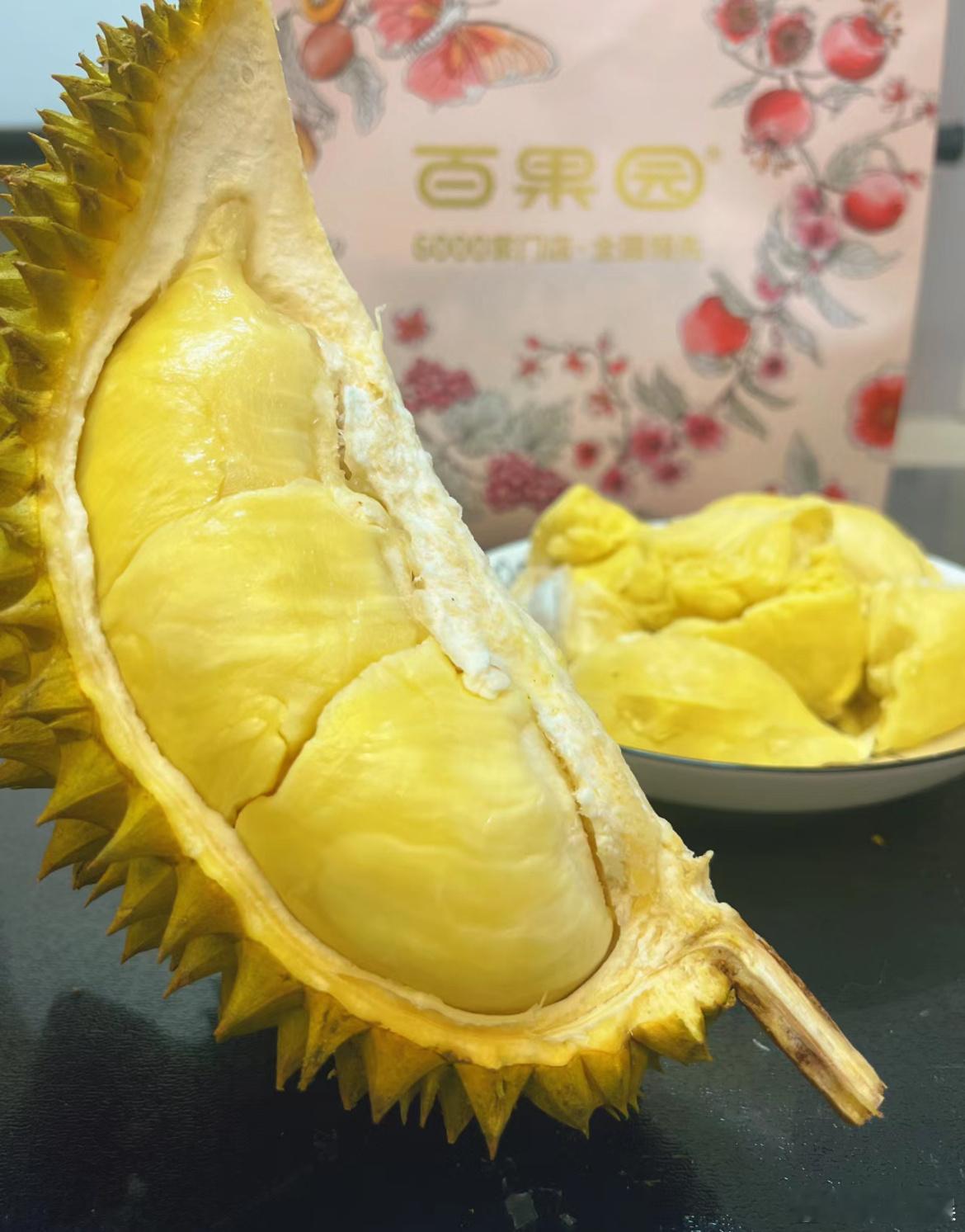 #秋天的第一个报恩榴莲#妈呀，每一房都这么饱满，比拳头还要大，做梦都得乐醒，真的