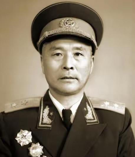 1951年马家军改编部队叛乱，王震质问师长：你的部队叛变了，打算怎么处理？
 