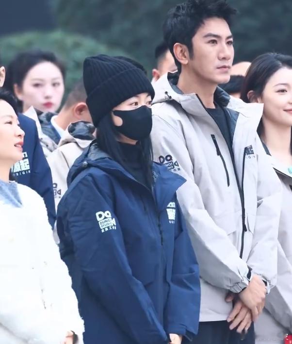 吴谨言肖顺尧新剧开机状态 很不错哦！吴姐的无缝进组这状态真的佩服，而且这次的角色