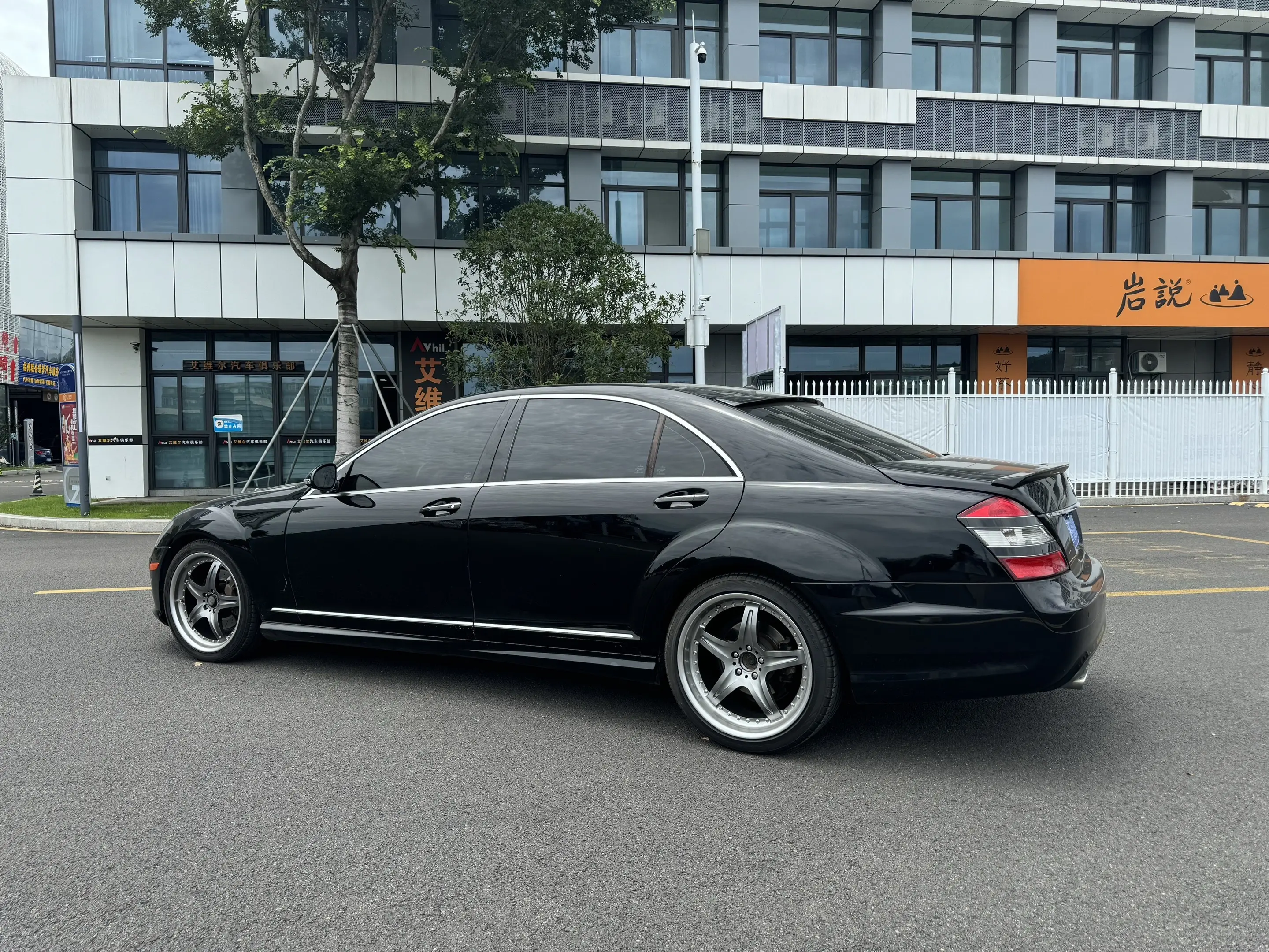 传递帅车送车牌07年3月奔驰S350