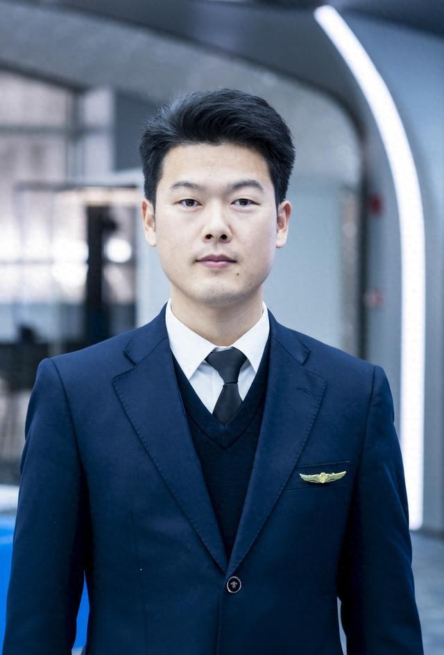 新春走基层|南航飞行总队C919机长彭凯：开着国产大飞机送大家回家过年，使命光荣