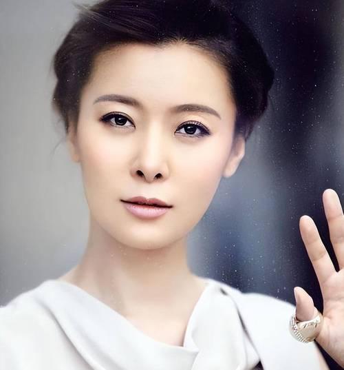 九年相伴不求一纸婚书！黄志忠柯蓝分手四年同框，成年人的爱情太通透✨
 
同居9年