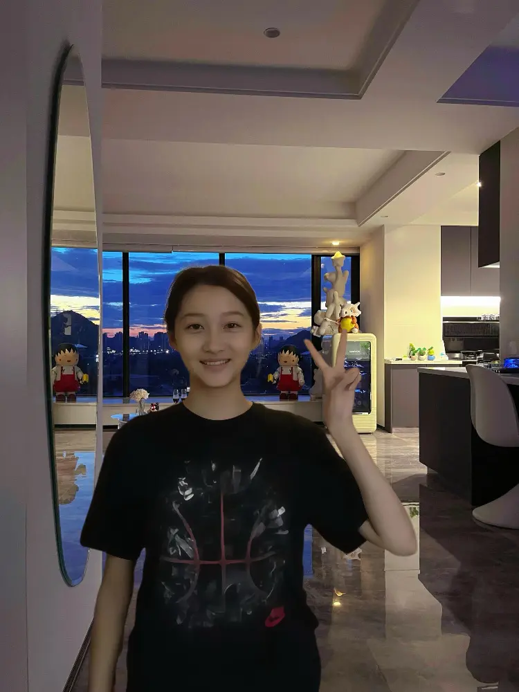 鹿晗是真男人 没想到我姐也是真女人关晓彤