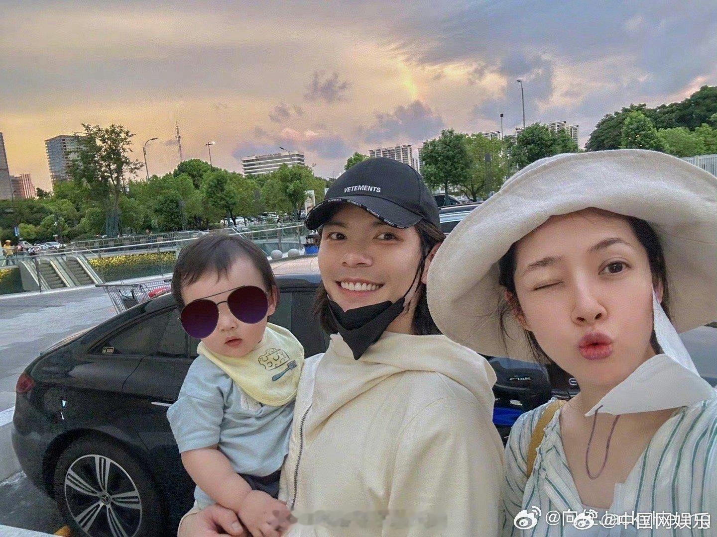 #向佐感谢我家小两口圆满了他和郭碧婷#他们都非常的懂得感恩。所以才让这个家庭更加