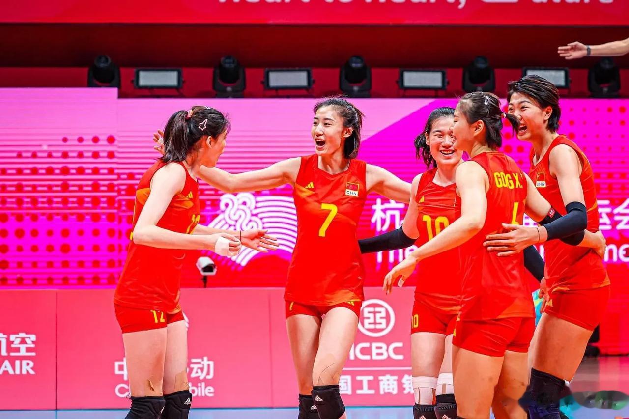 亚运三大球第二金？中国女排近2年最大比分完胜泰国晋级决赛对阵日本！

女排半决赛