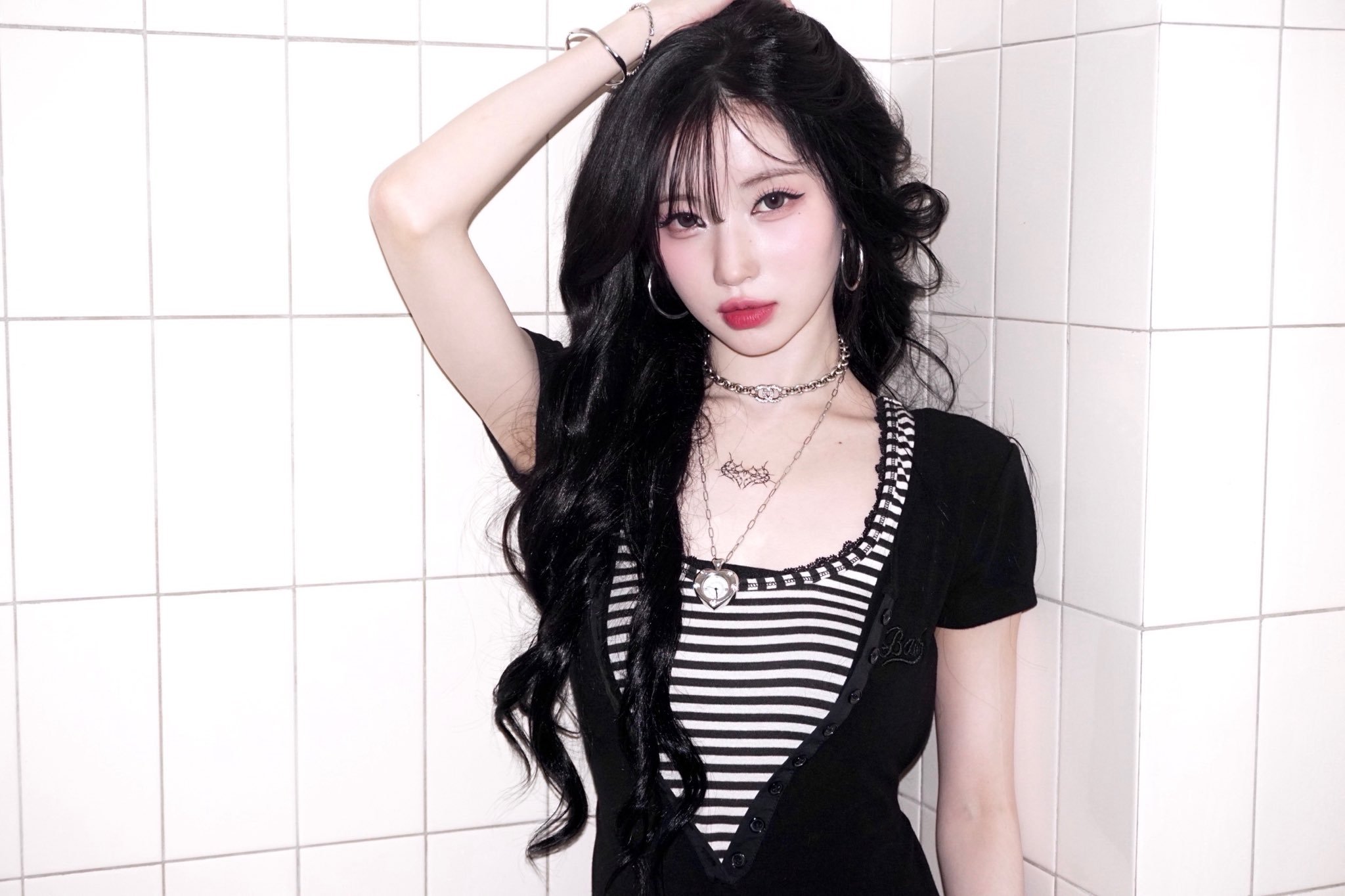 BABYMONSTER ASA榎并杏纱 🐾" ◌◞ 🐈‍⬛ 𓂂 ​​​
