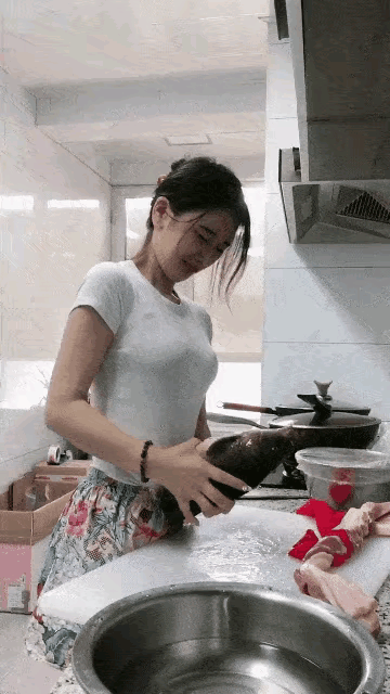 调皮[爱慕][爱慕]