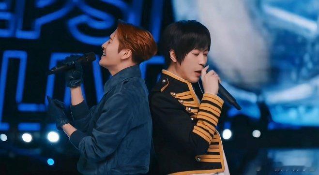 王嘉尔阿信新歌幕后首度公开点开查收《Alive》完整版幕后花絮！跨行程相约北京合