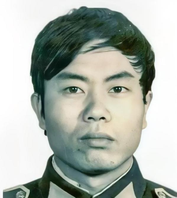 1985年的一天，陈建军与妻子激烈吵架后，一去不复返，妻子伤心又不解：丈夫一直温