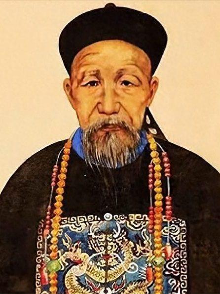 曾国藩极致戒色遭吐槽：对自己狠到极致，却是反人性的偏执
 
世人眼中的“千古完人