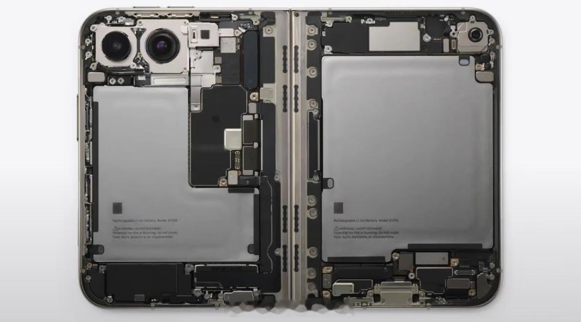 iPhone Duo内部谍照！首张内部原器件排布还是一如既往的规整 ​​​