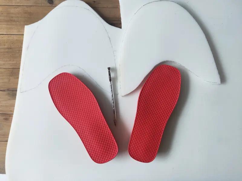 扁平足,为什么要定制矫形鞋垫? 扁平足的痛谁懂啊！我之前就是扁平足，走路久了脚又