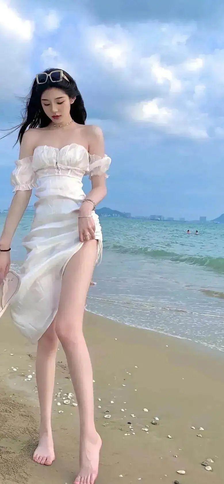 让男人着迷的女人
一般会有这个特点
她们通常喜欢独来独往，但一旦和你独处，就会表