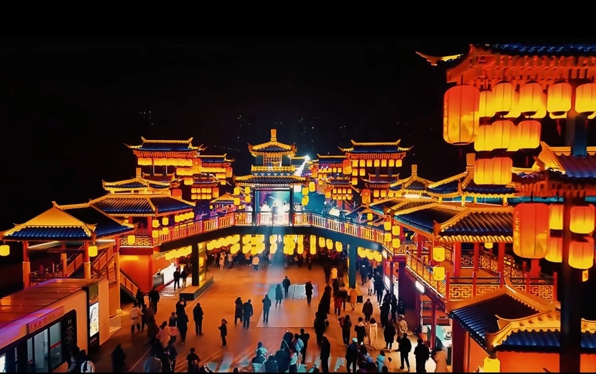 川东小城的旅途·广安行～这是一座应该被重新定义的城市。广安不缺水，嘉陵江与渠江如