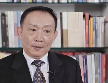 卢麒元认为：中国资本外流现象严重，2012-2018年约3万亿资金离开大陆。若设