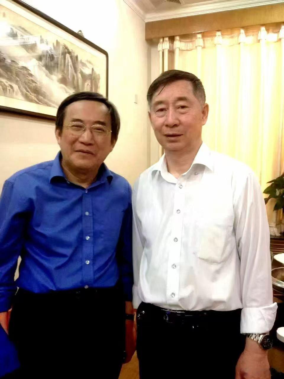 ​  今日上海复旦的葛剑雄教授在宁夏政协讲学。记得2014年5月23日，在北京一