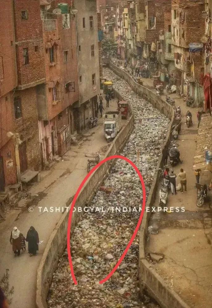 图一，印度内河
图二，日本福岛附近海域
哪个危害更大?