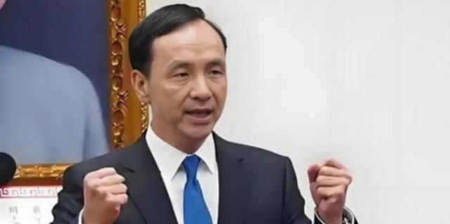 中国大陆要清醒了， 台湾 只要有 马英九 ，朱立伦，郑丽文，想实现和平统一，有点