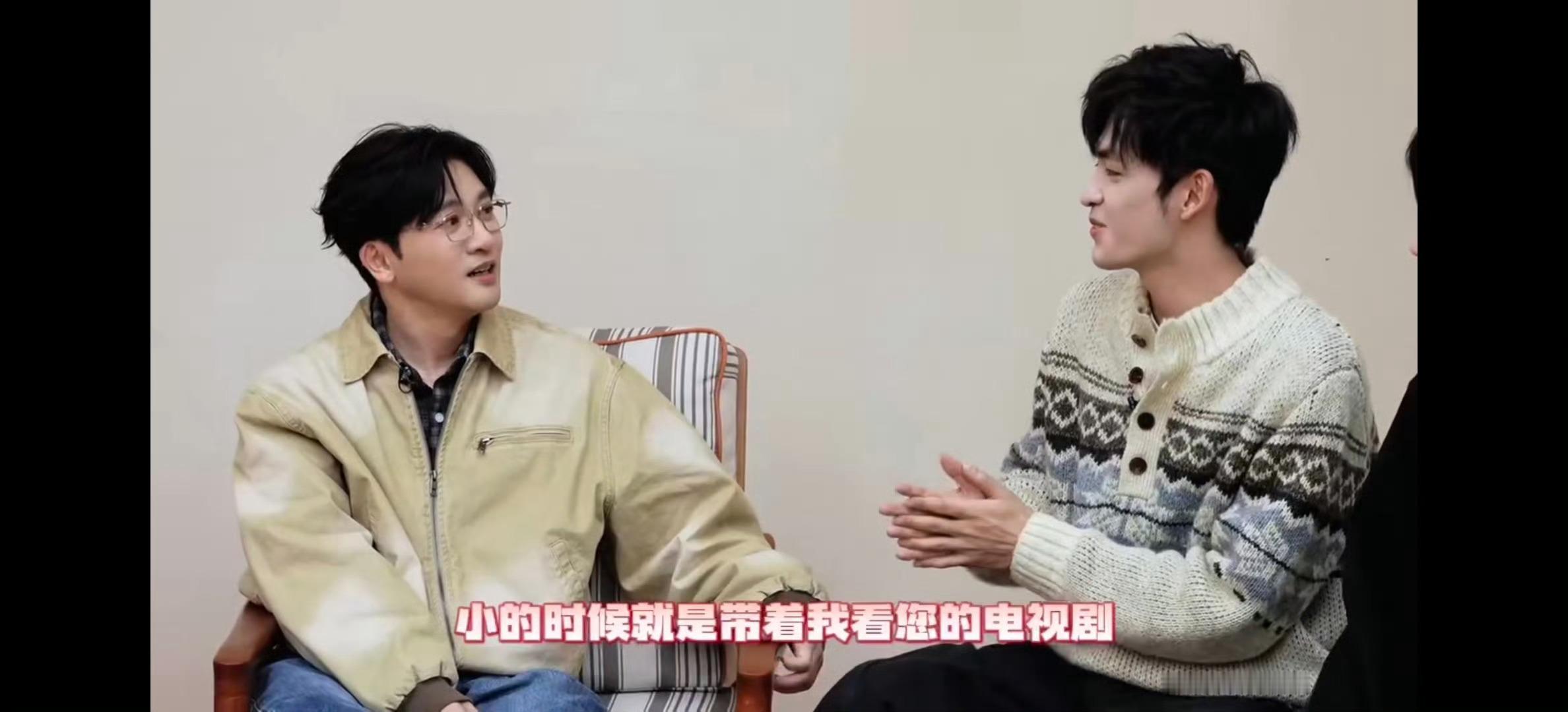 张卓尔替妈妈追星苏有朋选手张卓尔和魏忠杰上《声生不息·华流季》苏有朋大师课。张卓