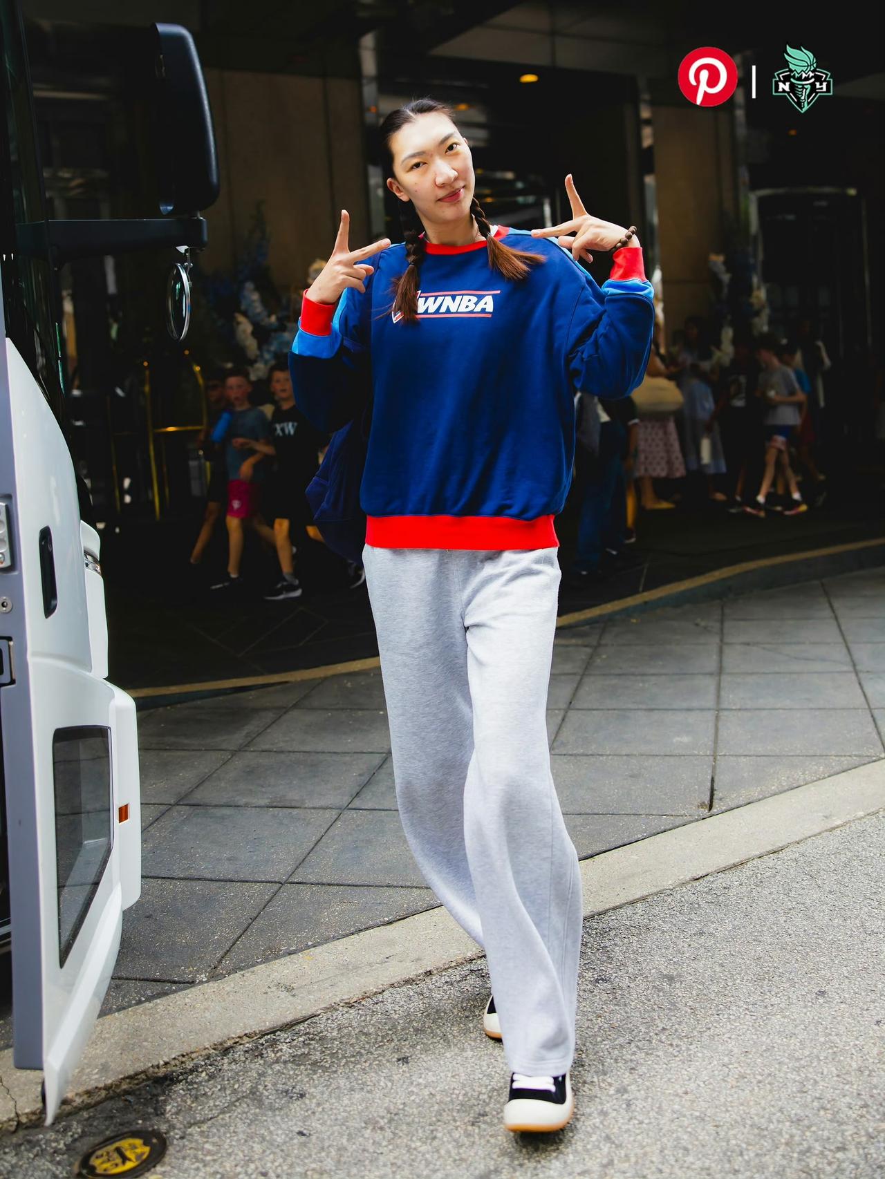 韩旭有望迎来一次完整的WNBA赛季征程

我这样说，是因为韩旭在WNBA纽约自由