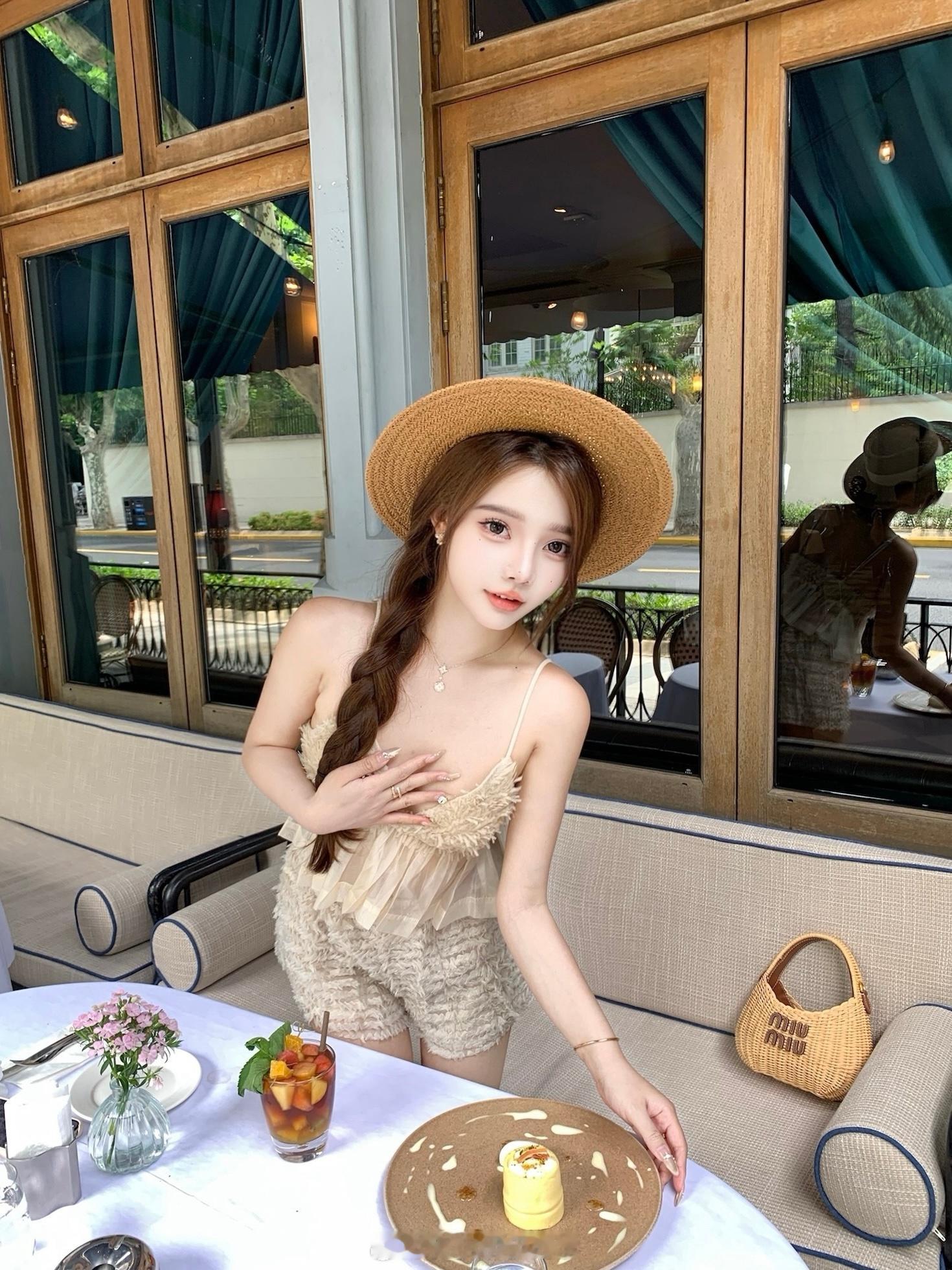 brunch time🍹夏日穿搭ootd夏日焕新颜 ​​​