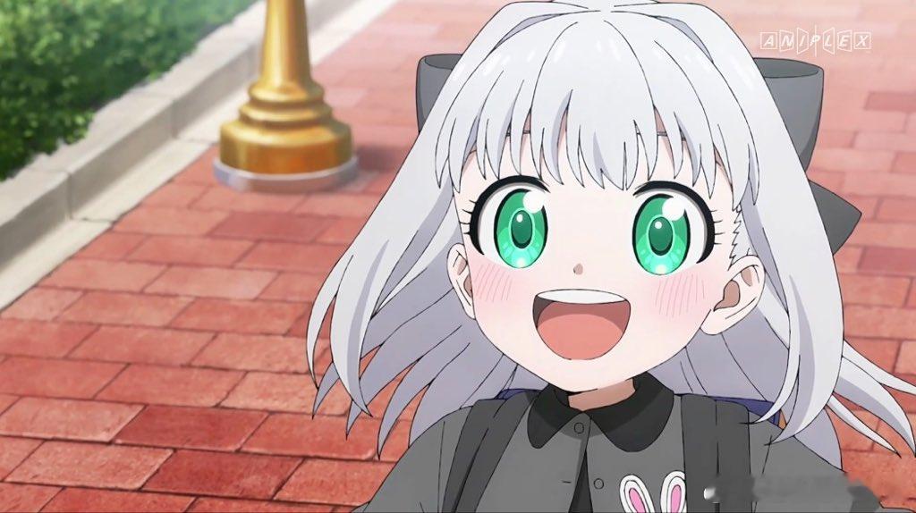 萝莉小灰！ 