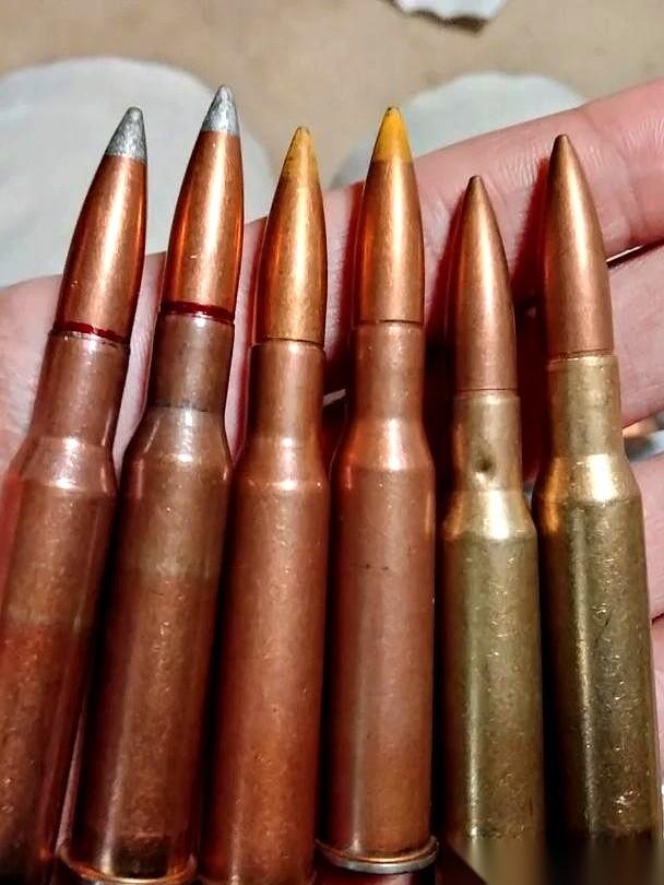 一颗子弹，1891年出生。
它屁股后面焊死了一个凸出来的铁圈，是个天生的“残疾”