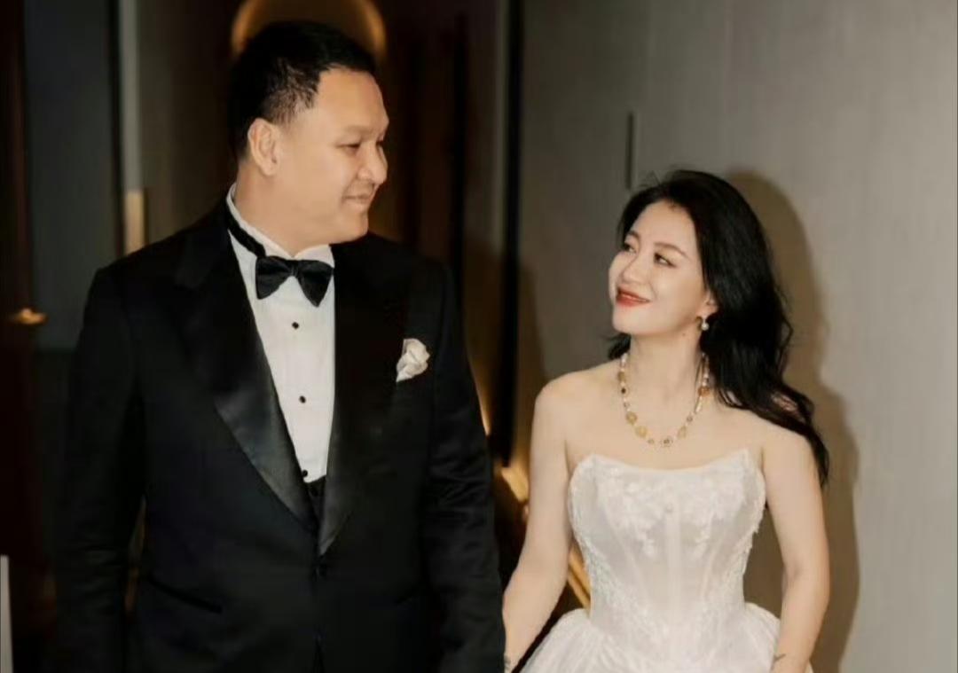 车澈和李嘉格离婚，这瓜吃得我CPU都快烧了！咱普通老百姓看个热闹，咋越品越不是滋