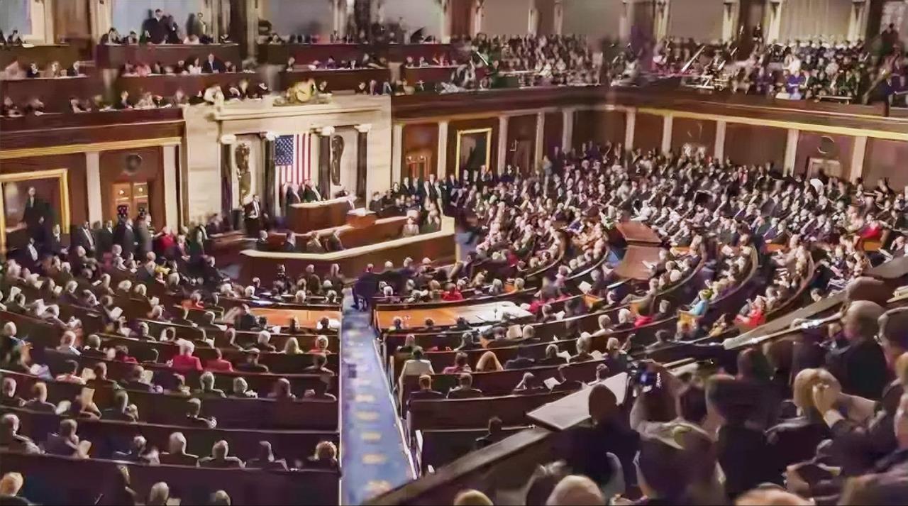 11国联手反美！北约濒临解体，特朗普或下台，美工厂被炸引连锁反应
 
特朗普的霸