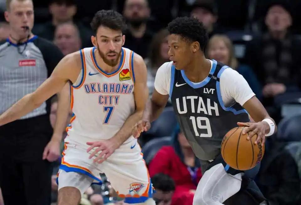 15连胜本季最长！雷霆大胜爵士24战23胜 亚历山大缺席双少50分北京时间12月