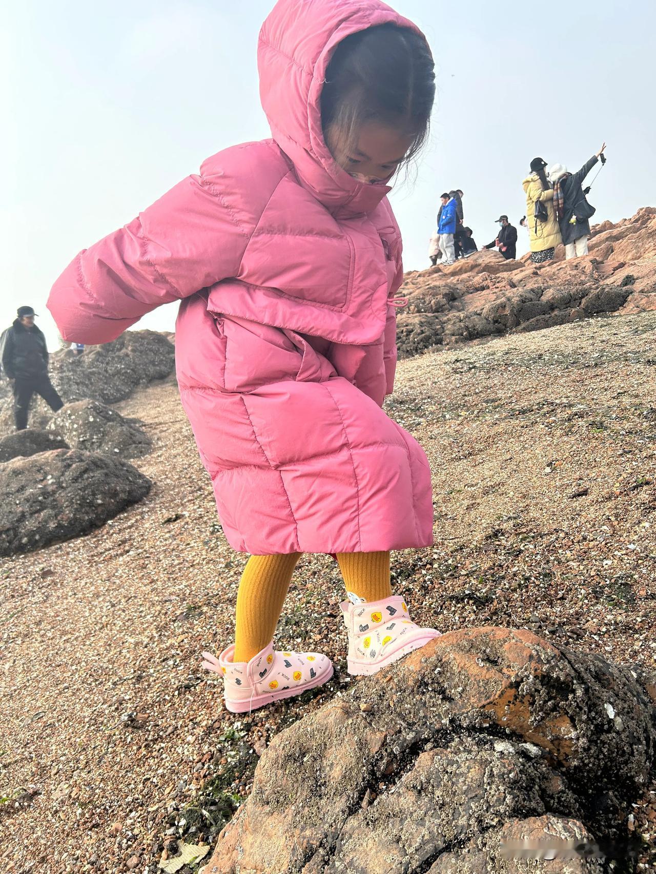 
今天闺女期末考试，这个时间应该全部考完了吧，准备要吃午饭了，不知结果如何，感觉
