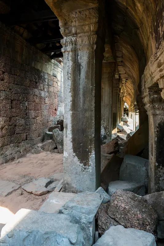 柬埔寨与泰国领土争端谈判 求改中立场地被拒：柬泰因柏威夏寺周边领土争端冲突，柬军