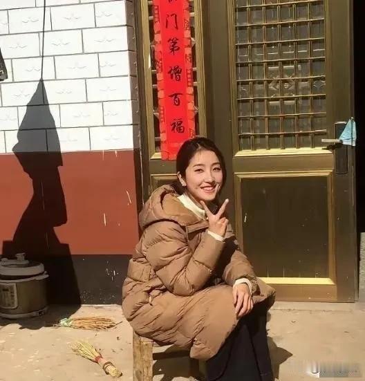 大家有没有发现：农村里凡是上过大学的，无论是博士，硕士还是本科，过年回家都很安静
