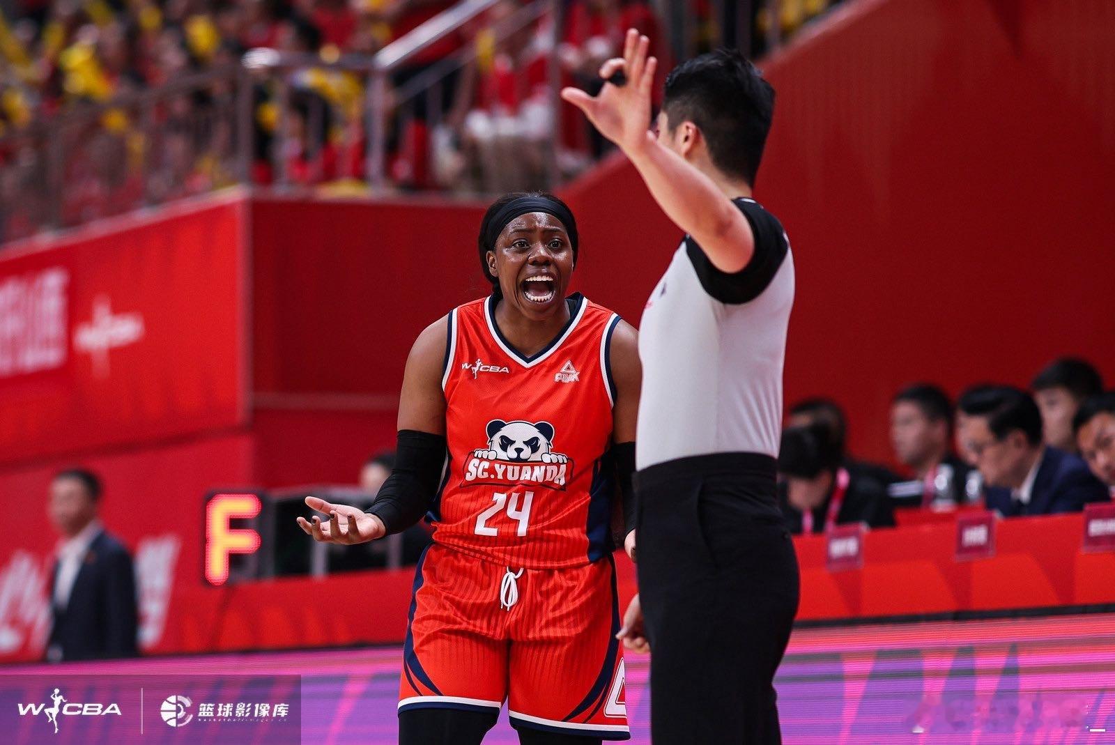 【奥贡停赛，坎贝奇受伤，四川女篮G5或单外援出战】在刚刚结束的wcba总决赛 G