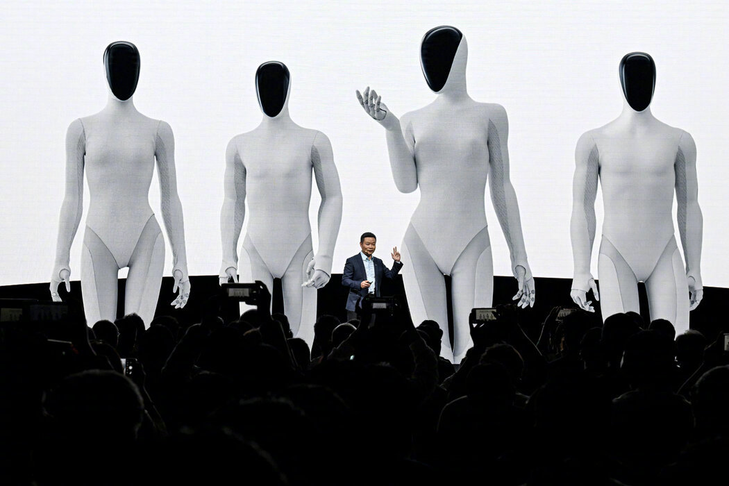 我个人感觉，具身机器人到小鹏这款Iron之后，其实是真正打开了一个新领域，正在做