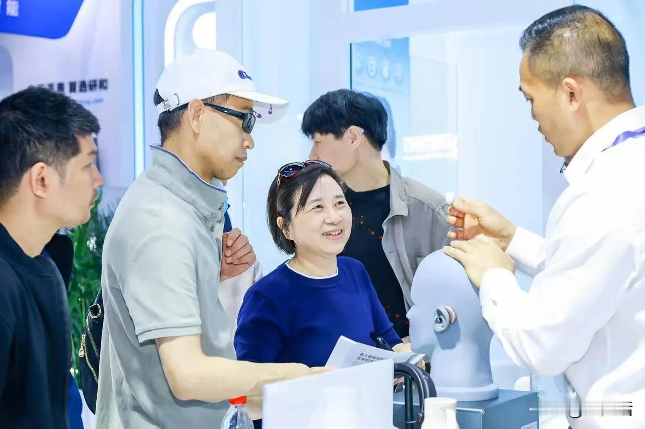 国产助听器突围记：我们是如何用自己的AI技术打破外资垄断的！在中国助听器市场，一